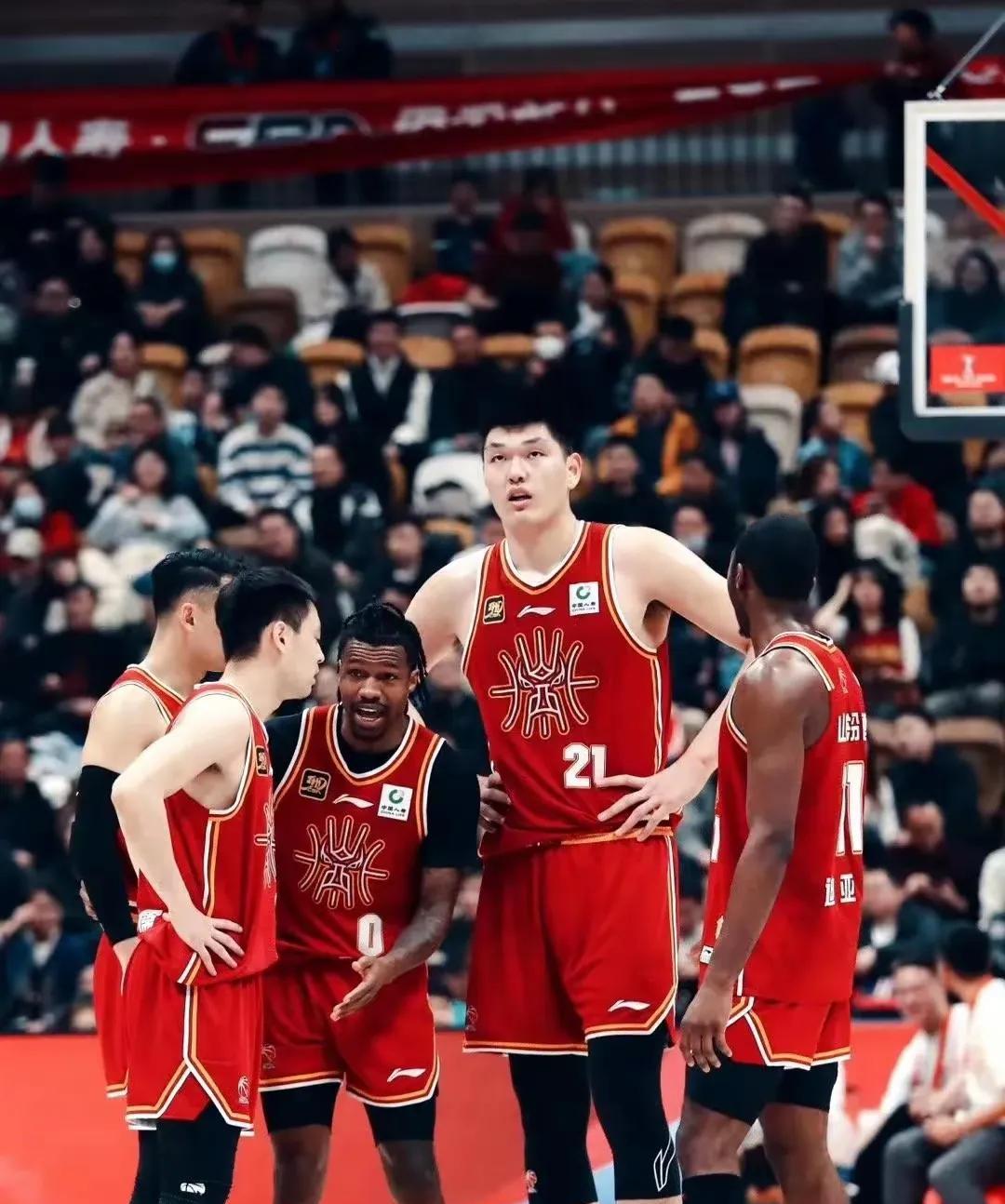 关于NBA大明星集结开启夏季联赛，劲旅对决燃爆全场的信息